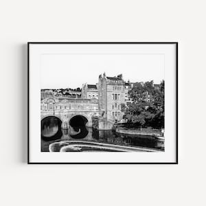 Bath England Skyline Print, Pulteney Bridge, Black and White Architecture, Somerset, Devon, United Kingdom Poster, Great Britain Wall Art