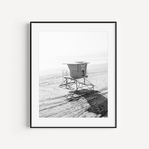 Lifeguard Tower Print, Black and White Beach Photography, Surf Poster, Minimalist Beach House Wall Art, Coastal Wall Decor for Airbnb