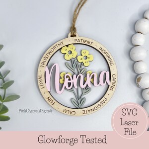 Arquivo de corte gravado a laser SVG de ornamento NONNA | Palavras descritivas inspiradoras | Glowforge pronto e testado | Arquivo de madeira cortado personalizado