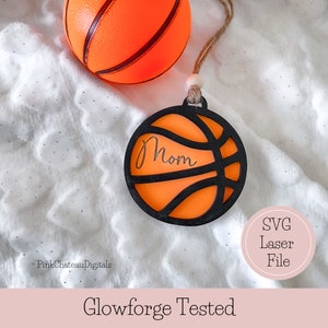 ornamento dos esportes da mamã | Charme de carro | Arquivo de corte gravado a laser SVG | Glowforge pronto e testado | Basquetebol