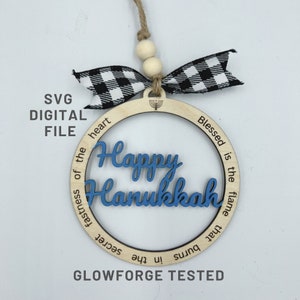 HAPPY HANUKKAH Ornement SVG Laser Gravé Cut File | Glowforge prêt et testé | Fichier de bois coupé sur mesure