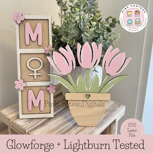 Conjunto de pacote de mini sinais para mãe mais vendida de 2 peças | Arquivos de corte SVG gravados a laser | Glowforge e Lightburn testados | Ótimo para o aniversário do Dia das Mães +