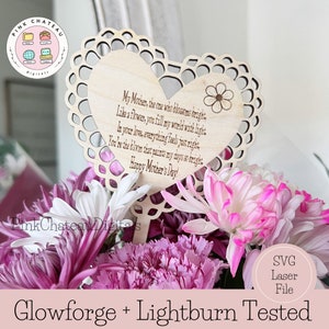 Vara da planta da flor do dia das mães | Arquivo de corte gravado a laser SVG de inserção de buquê | Palavras inspiradoras | Glowforge e Lightburn testados