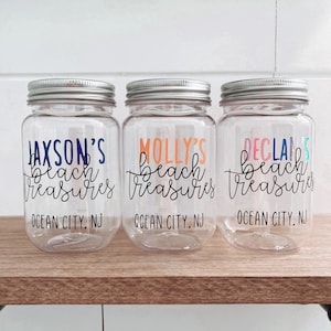 プラスチック貝殻ジャー - ビーチの宝物 - 砂の貝殻の容器 - ビーチでの休暇の記念品 - パーソナライズされたビーチファミリーの休暇の記念品
