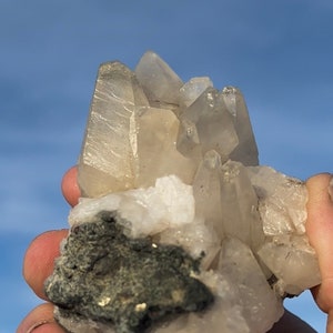 Rare! Dogtooth Calcite Rainbow Inclusions Crystal Mineral Specimen Perfect Undamaged UV Fluorescent Calcite Crystal Rare Mineral 200grams