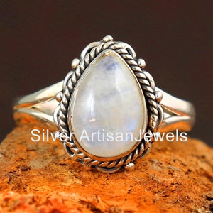 Organic Fire Ring, Rainbow Moonstone Ring, 92.5% Silver Ring, Pear Moonstone Ring, Gemstone Ring, Handmade Silver Ring, Rainbow Ring