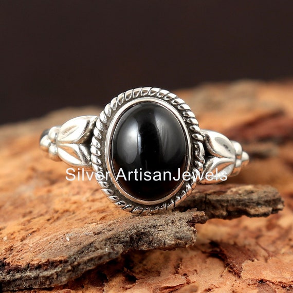 925 silver ring with black best sale stone
