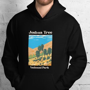 Men&#39;s Retro Joshua Tree National Park Hoodie