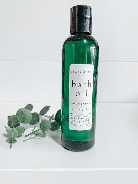 Peppermint Eucalyptus Bath Oil: Aromatherapy Massage Oil (4oz)