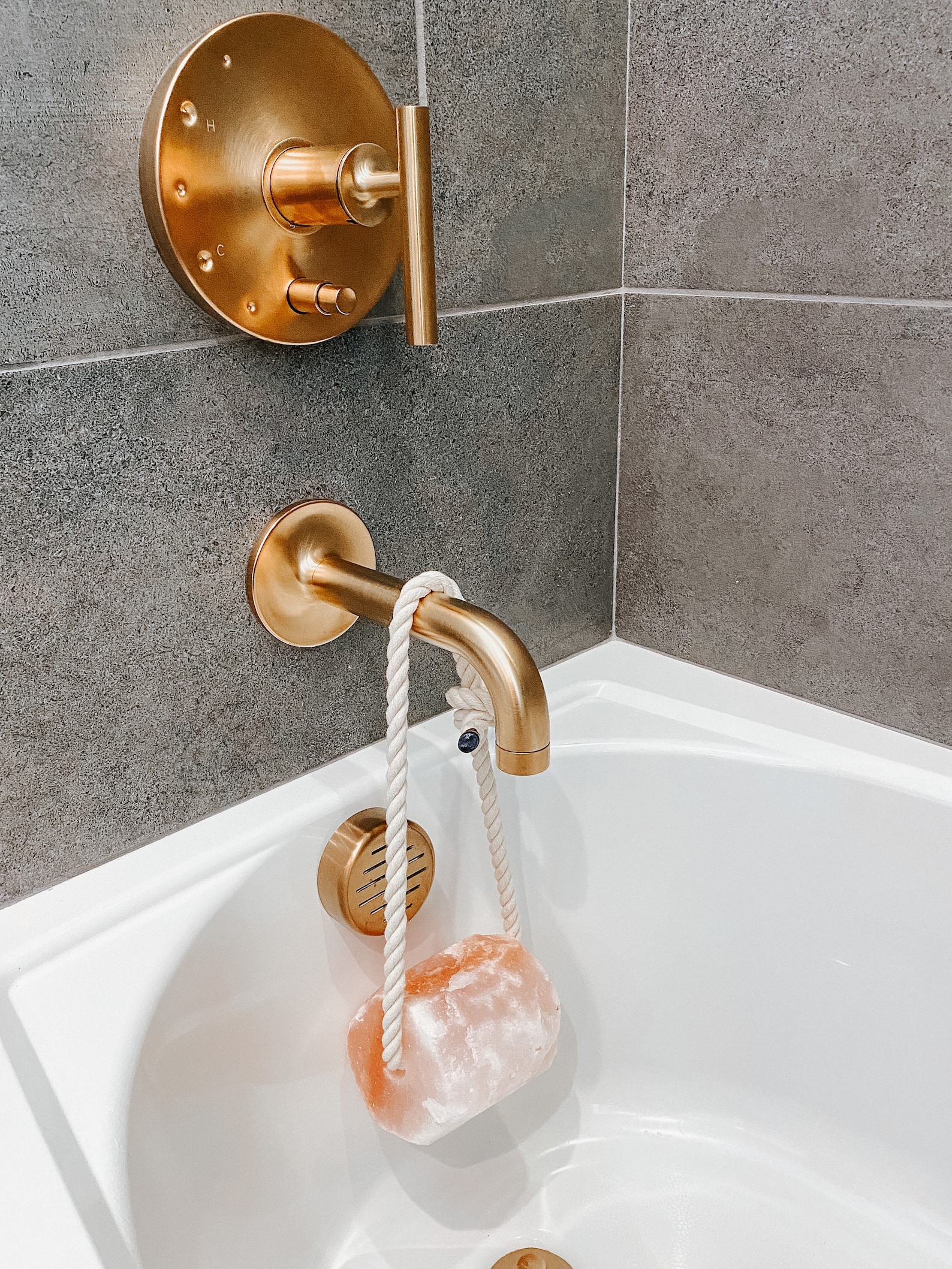 Pink Himalayan Bath Salt Rock Bath Salts Spa Gifts Unique Gift Gifts ...