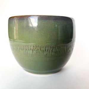 Carved Green Bowl, Hand Carved Pottery, Pottery Bowl, Medium Bowl, Green Pottery Bowl, Unique Pottery Gifts, Ice Cream Bowl, Cereal Bowl