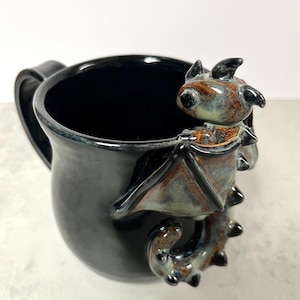 Taza de cerámica con forma de dragón personalizada, taza de cerámica con forma de dragón, taza de cerámica con forma de dragón, taza esculpida a mano, taza de café, taza ficticia, taza mística, taza de fantasía