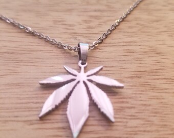 Marijuana Leaf Necklace in Silver