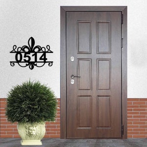 Letrero de número de casa con flor de lis, placa de dirección con flor de lis, letrero de dirección con flor de lis de metal, letrero de dirección con flor de lis personalizado, metal personalizado