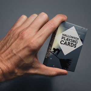 Cartes à jouer colorées d'Halloween - 52 cartes à jouer - Jeu de cartes, jeu d'Halloween / cadeau d'anniversaire