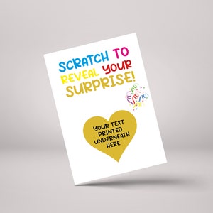 Grattez pour révéler votre surprise ! - Carte de vœux de vacances personnalisée et amusante - GC127