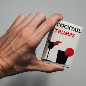 Tarjetas de Trumps de Cóctel - Paquete de Tarjetas de Cóctel con 52 Trumps - Noche de Cita / Fiesta