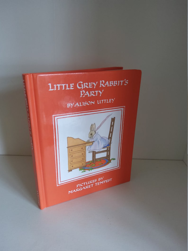 Little Grey Rabbit's Party by Alison Uttley image 1