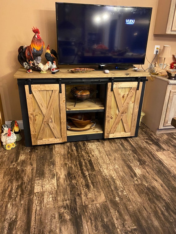 Farmhouse decor for tv stand deals