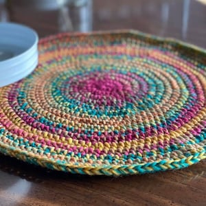 Simple Crochet Placemat Pattern - Crochet Home Decor - Easy Crochet Pattern - Crochet In The Round - Boho Crochet Mat
