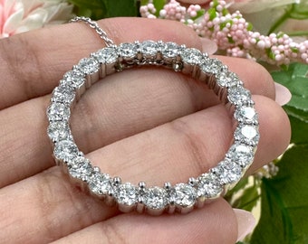 Elegante colgante de círculo de la vida en oro blanco de 14 kt: joyería atemporal, símbolo del amor eterno