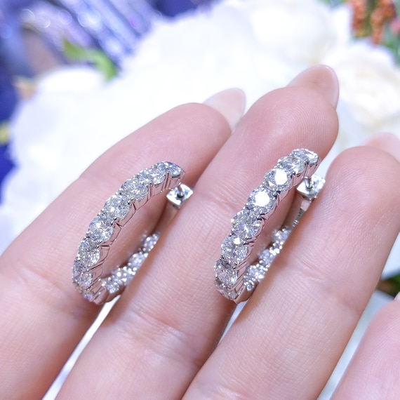 Unveil 144+ diamond hoop earrings