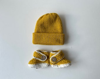Handmade Mustard Yellow Baby Winter Hat and Booties Set, Newborn Baby Shower Gift