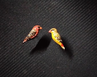 strawberry finch bird earrings, Handmade Polymer Clay bird Earrings, mismatch earrings realistic earrings, minimalist earrings, bird jewelry