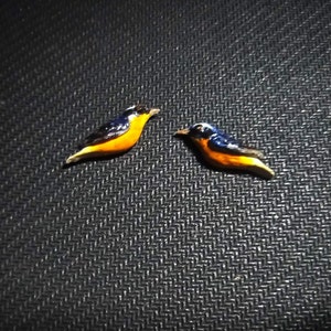 Indian Blue Robin, Handmade Polymer Clay bird Earrings, realistic earring, blue robin earring, minimalist earring, bird jewelry, post/dangle image 3