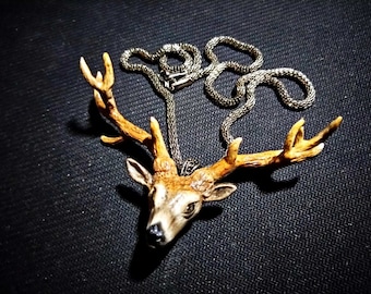 Custom deer head pendant, Handmade Polymer Clay stag pendant, custom pendant, reindeer pendant, gift for her, handpainted 3d jewelry, nature