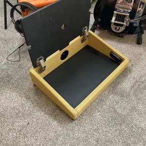 Original fender tweed Pedalboard / stomp box board with lid / compartment