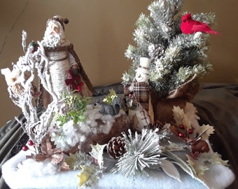 Woodland Santa & Snowman Floral Miniature Display