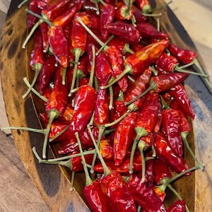 Rawit Uganda red 30 grams of dried chillies from Africa dried chilli