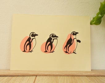 Schattige pinguïns ansichtkaart (perzik kleur) / schattige dieren / pinguïn / handgemaakte / originele illustratie