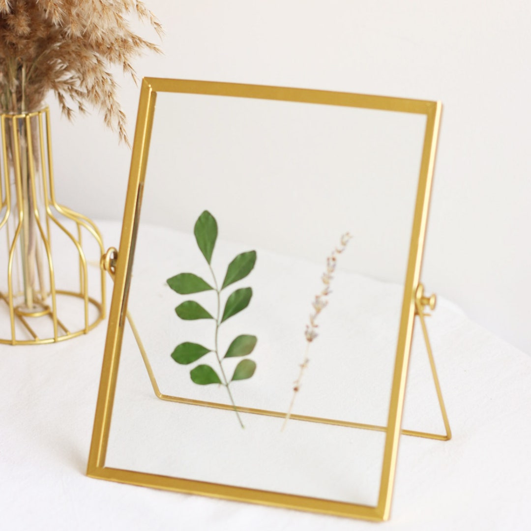Golden Floating Frame, Double Sided Glass Frame for Pressed Flowers, Wedding Table Sign