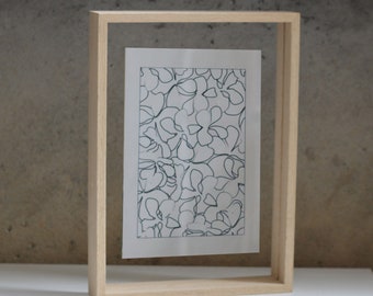 Floating Frame in White Oak Veneer, Double Sided Glass, Frame for Pressed Flowers & Photo Display, A4 Frame, 6x8, 8x10, 10x12 INCHES