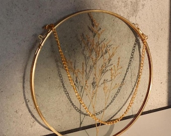 Pressed Flower Frame in Round, Brass Floating Frame, Double Side Glass, Polaroid Display