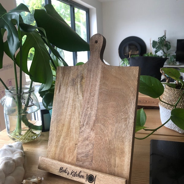 Personalised chopping board style recipe book // iPad stand | Christmas | Housewarming Gift