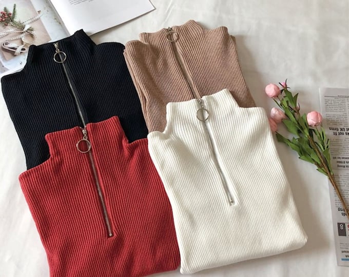 Pullover sweater with 34 zipper