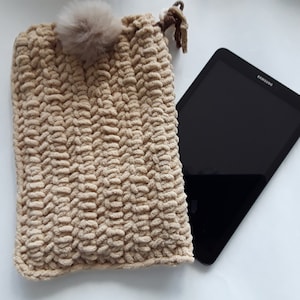 Thick and Soft Samsung Galaxy Tab A Cover in Beige with Pompom - Crocheted