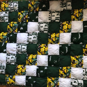 Puffy quilt, biscuit quilt, baby quilt, green and white sports quilt