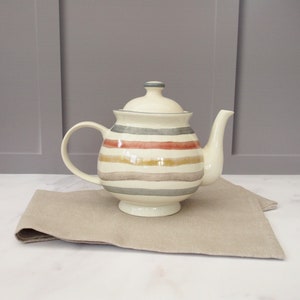 1.4L Classic Collection Vintage Teapot Ceramic Teapot With Stripes Birthday Gifts Housewarming Gifts