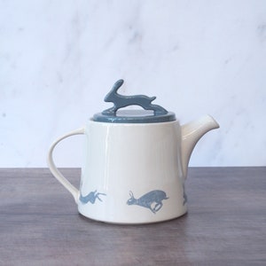 Hare Stoneware Teapot For Loose Leaf Teas Or Teabags Cute 3D Hare Lid Cute Teapots Birthday Gifts