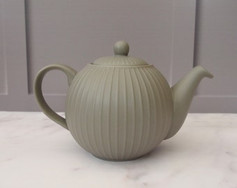 4 Cup Stoneware Grey Teapot With Vertical Texture Lines Great For Loose Leaf Tea Birthday Gifts