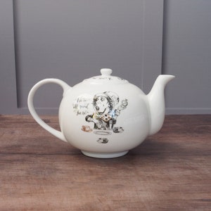 Alice In Wonderland Large Fine China Teapot 1.1l Capacity Teapot For Teabags And Loose Leaf Tea Birthday Gifts