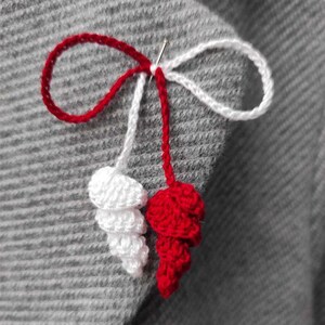 Martisor. Martisoare. Baba Marta. Martenitsa. Spring amulet. Moldova. Romanian martisor. Märzchen. Martakia. Martias. Romania.