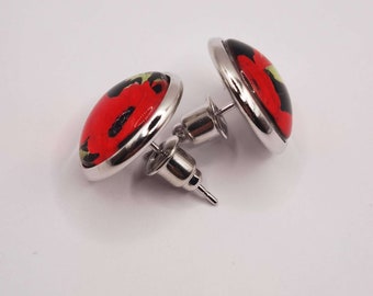 Poppy flower stud earrings. Red Poppy flower. Poppy earrings. Remembrance Day. Lest we forget.