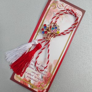 Martisor. Brosa. Brooch. Martisoare. Baba Marta. Martenitsa. Moldova. Romanian. Spring amulet. Red and white thread. Märzchen