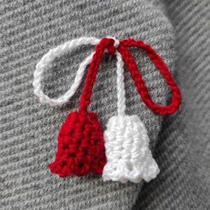 Martisoare. Baba Marta. Martenitsa. Martisor. Spring amulet. Moldova. Romanian martisor. Crocheted bell. Märzchen