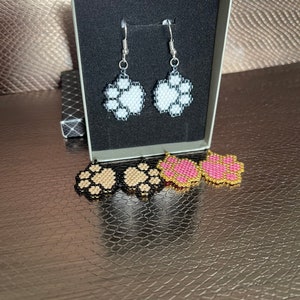 Miyuki Delica Beaded Peyote earrings, Miyuki earrings in &quot;dog or chat_ Paw paws&quot;,